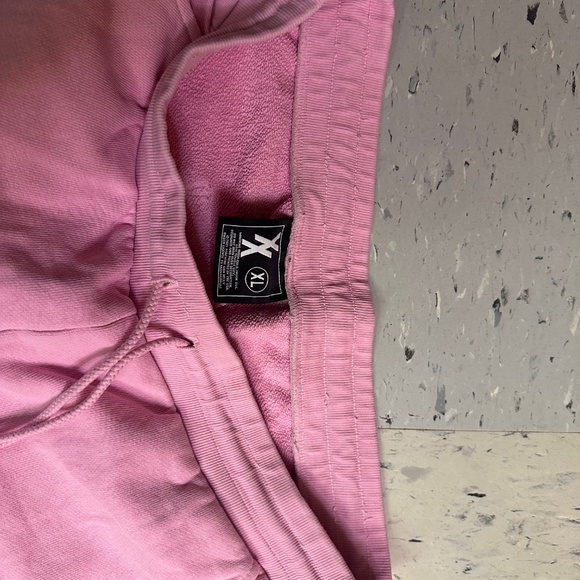 MGK Machine Gun Kelly Pink Tickets To my Downfall Sweatpants XL (Unisex) - Picture 8 of 9